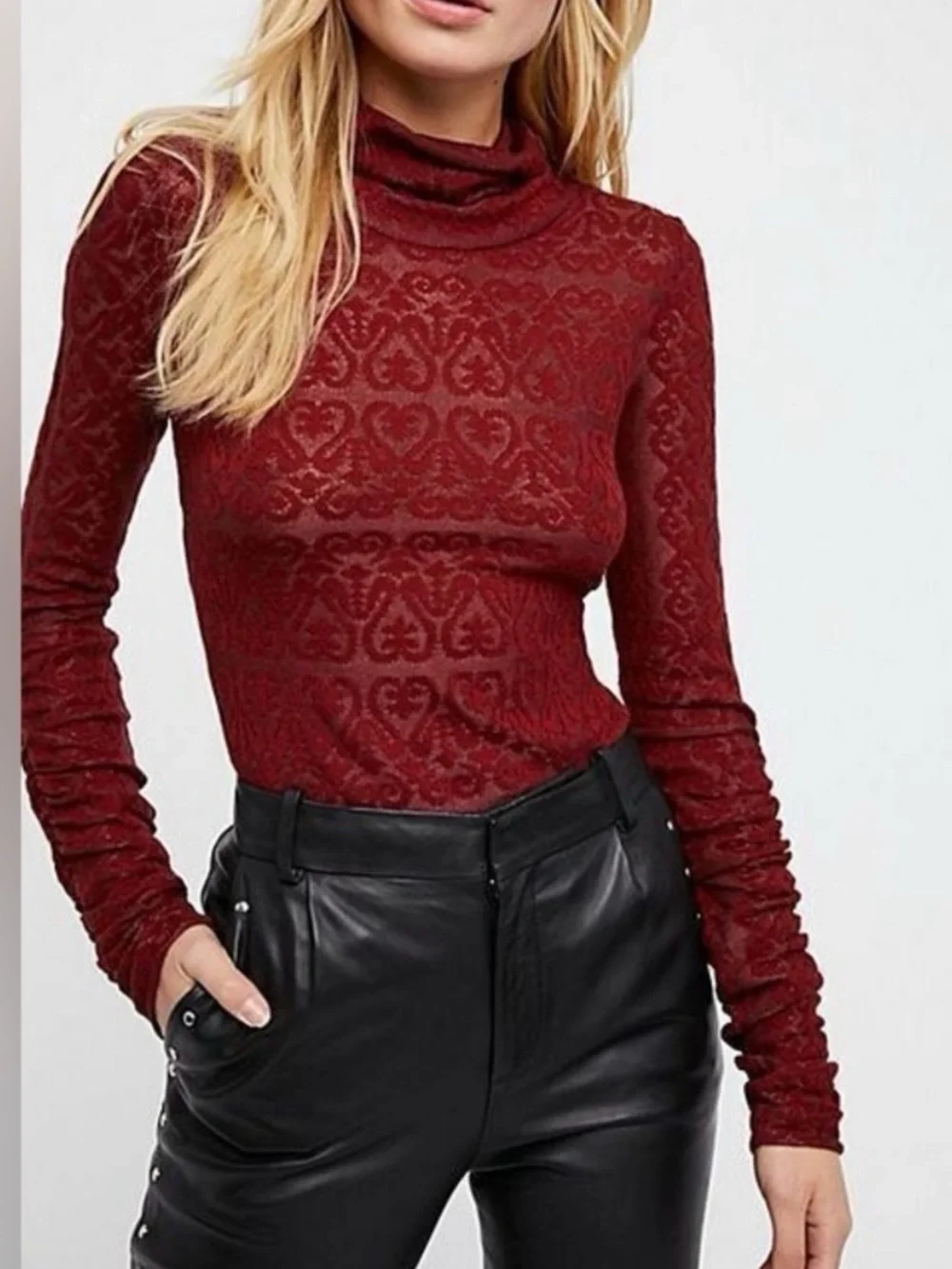 NWT FREE PEOPLE INTIMATELY FROM THE START MOCKNECK TOP XS